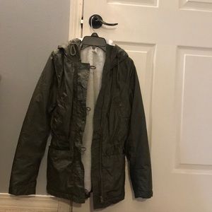 💥💥WOMENS US SIZE 4 THICK WINTER JACKET💥💥